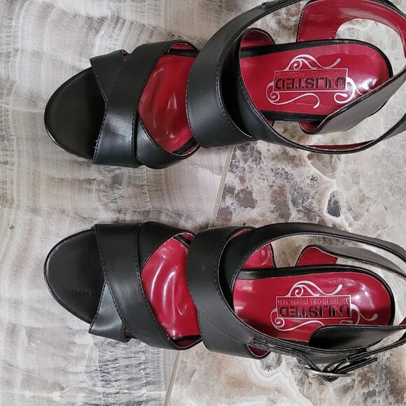 Kenneth Cole Unlisted Bend the Rules Criss Cross Platform Wedge - Picture 3 of 5